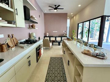 Casas en venta TIki Tiki en Cholul, Yucatán.