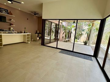 Casas en venta TIki Tiki en Cholul, Yucatán.