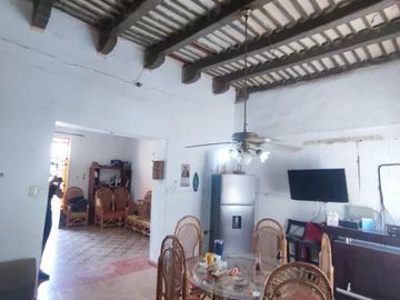 CASA EN EL CENTRO PARA REMODELAR CHEMBECH