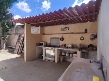 CASA EN EL CENTRO PARA REMODELAR CHEMBECH