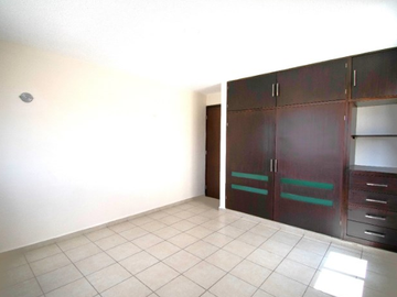 CASA EN VENTA RESIDENCIAL XCUMPICH