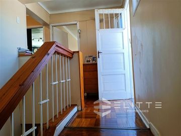 Casa en Venta en (mvr) Casa cercana Avenida Agua Santa