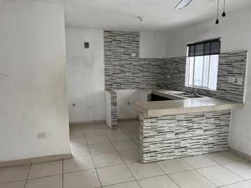 CASA EN VENTA EN VILLA CASTELO, ESCOBEDO NUEVO LEON