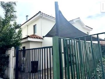 Casa en Venta en Calle Las Azaleas 1130