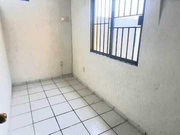 CASA EN VENTA UBICADA EN ZONA RESIDENCIAL COL. LAS VILLAS TAMPICO TAMAULIPAS