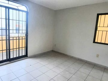 CASA EN VENTA UBICADA EN ZONA RESIDENCIAL COL. LAS VILLAS TAMPICO TAMAULIPAS