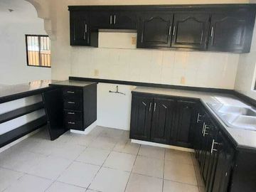 CASA EN VENTA UBICADA EN ZONA RESIDENCIAL COL. LAS VILLAS TAMPICO TAMAULIPAS