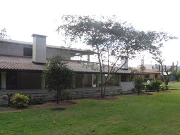 VIVIENDA CAMPESTRE LOTE 4 DE 3 BLOQUES CONSTRUCTIVOS CON JARDÍN Y ÁRBOLES FRUT.