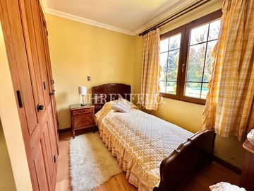 Pinares de Montemar, Concón. Gran Casa de 346 m2.