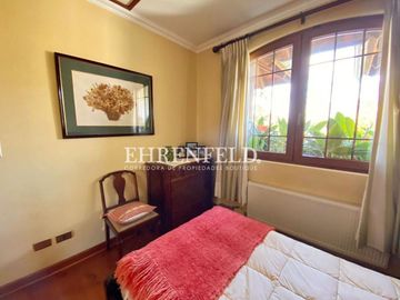 Pinares de Montemar, Concón. Gran Casa de 346 m2.