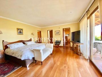 Pinares de Montemar, Concón. Gran Casa de 346 m2.