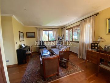 Pinares de Montemar, Concón. Gran Casa de 346 m2.
