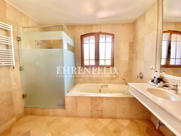 Pinares de Montemar, Concón. Gran Casa de 346 m2.