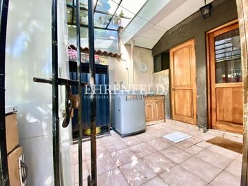 Rebajada! Centro de Los Andes. Casa esquina de 284 m2.