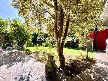 Rebajada! Centro de Los Andes. Casa esquina de 284 m2.