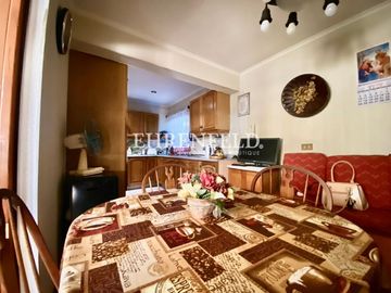 Rebajada! Centro de Los Andes. Casa esquina de 284 m2.