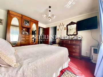 Rebajada! Centro de Los Andes. Casa esquina de 284 m2.