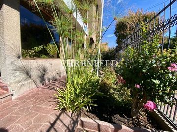 Rebajada! Centro de Los Andes. Casa esquina de 284 m2.
