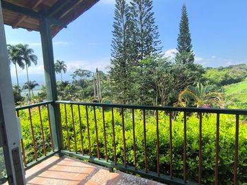 CASA CAMPESTRE EN VENTA LA TEBAIDA QUINDIO