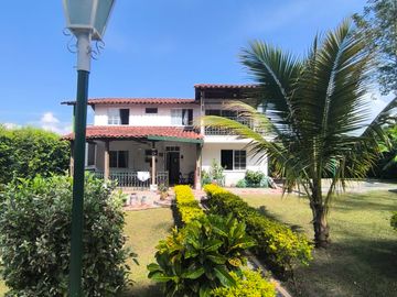 CASA CAMPESTRE EN VENTA LA TEBAIDA QUINDIO