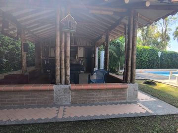 CASA CAMPESTRE EN VENTA LA TEBAIDA QUINDIO