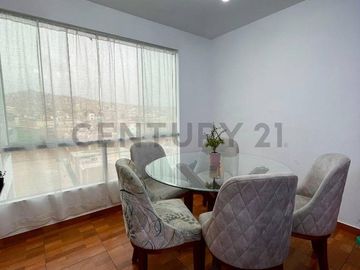 ¡Hermoso Dúplex en excelente ubicación!