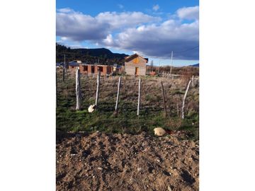 Terreno c/todos los servicios en Cholila -Chubut-