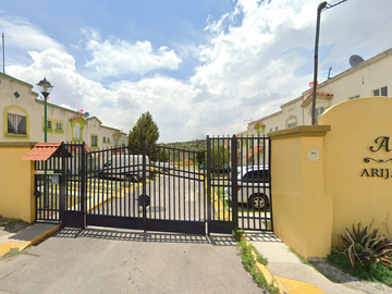 URVI VILLA DEL REY CASA VENTA HUEHUETOCA ESTADO DE MEXICO