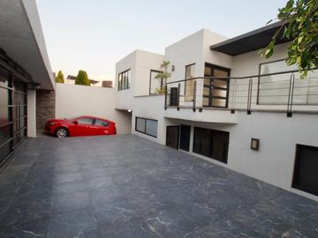 Residencia  a la venta en Novelistas Ciudad Satelite