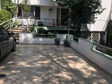 Casa en Venta para Remodelación en Pedregal