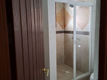 “Casa en venta con excelente terreno en Salazar”