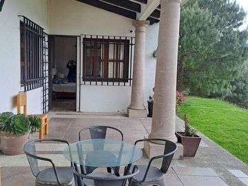 “Casa en venta con excelente terreno en Salazar”