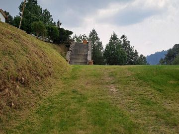 “Casa en venta con excelente terreno en Salazar”