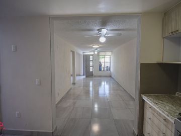 CASA EN VENTA EN RESIDENCIAL GUADALUPE , ZAPOPAN.