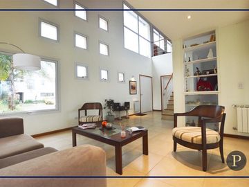 Chalet 6 ambientes en Rumenco