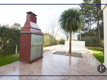 Chalet 6 ambientes en Rumenco