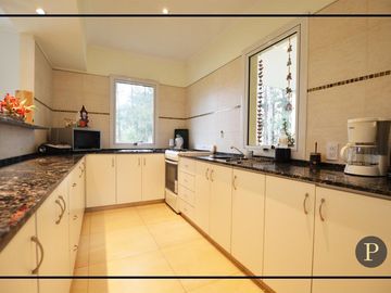 Chalet 6 ambientes en Rumenco