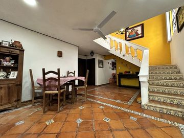 Venta de casa con 4 recámaras en Emiliano Zapata Oriente