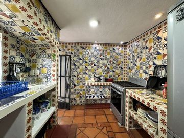 Venta de casa con 4 recámaras en Emiliano Zapata Oriente