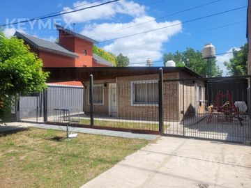 Dos casas en bloque, ideal inversores para alquiler como estudios