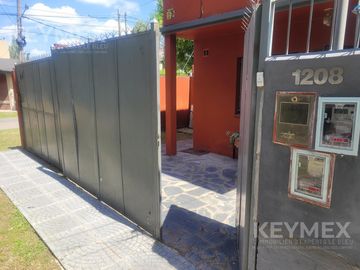 Dos casas en bloque, ideal inversores para alquiler como estudios