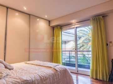 Casa con parque y piscina Lanús Oeste