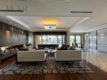 Casa en Venta en Albanueva, Tigre con salida al río Luján