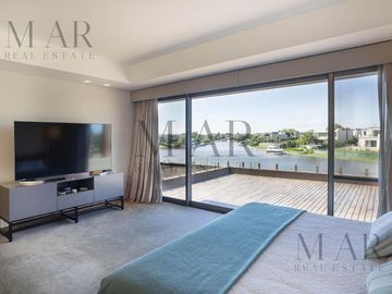 Casa en Venta en Albanueva, Tigre con salida al río Luján