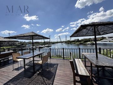 Casa en Venta en Albanueva, Tigre con salida al río Luján