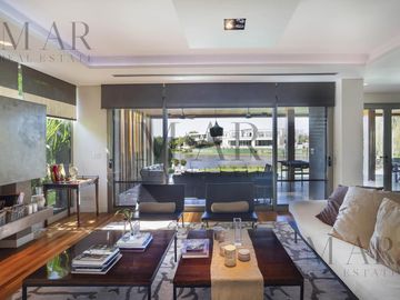 Casa en Venta en Albanueva, Tigre con salida al río Luján