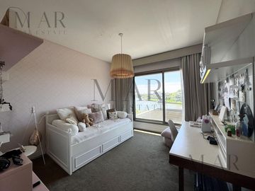 Casa en Venta en Albanueva, Tigre con salida al río Luján