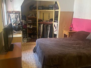 Casa en 2 plantas proximo a san martin y mitre