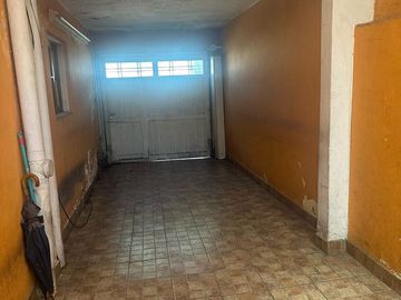 Casa en 2 plantas proximo a san martin y mitre