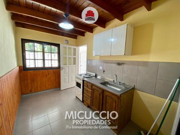 Dúplex en venta, Gelves 347 (N° 4), Escobar centro. APTO CREDITO. FINANCIACION.